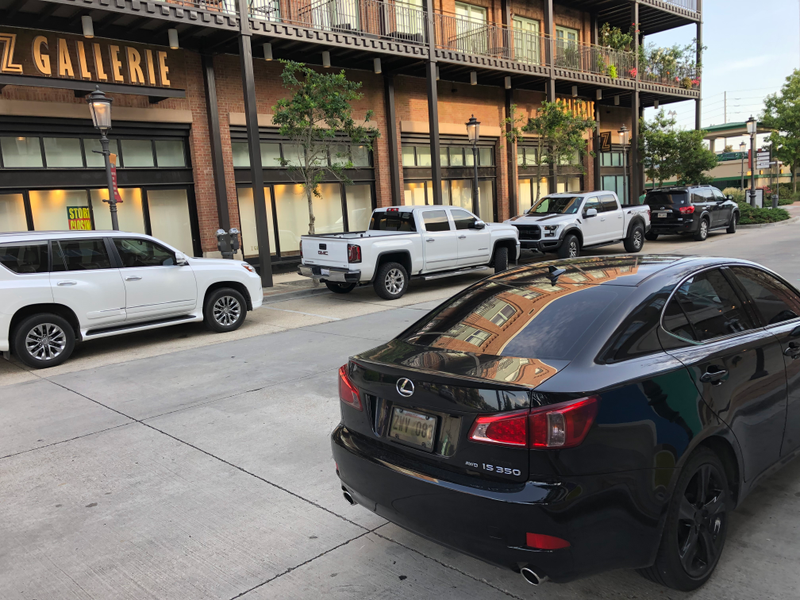 Illustration for article titled Louisiana Parking